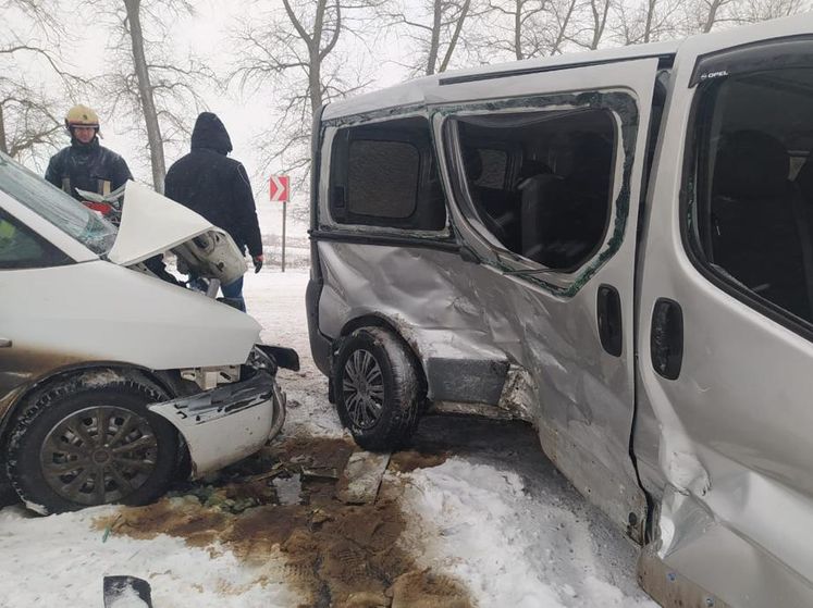 У Тернопільській області у ДТП із мікроавтобусами постраждало семеро людей – поліція
