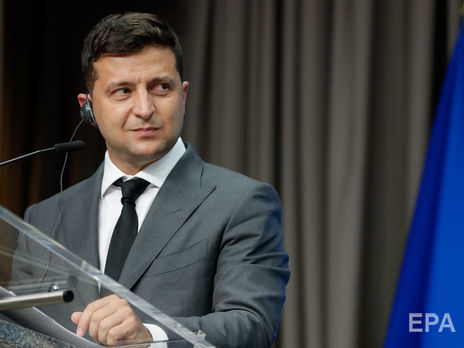 Зеленский заявил, что готов привиться от COVID-19