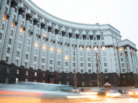 Майже половина українців виступає за відставку уряду, президента й розпуск парламенту – опитування