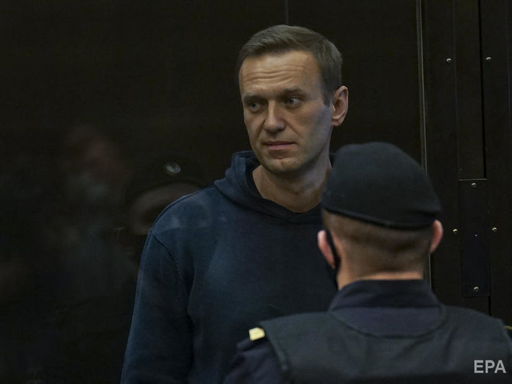 "Зупиніть безумство". Понад 400 музикантів вимагає звільнити Навального