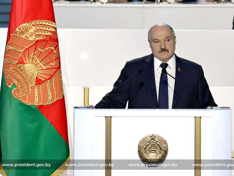 "Жодних протестних дій". Лукашенко розповів, коли піде із влади