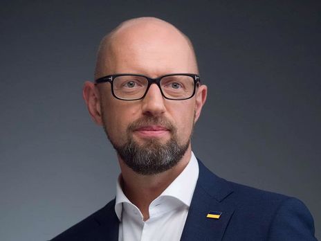 Яценюк: Мінські домовленості стали хронічною проблемою нашої зовнішньої політики. Вони не ведуть до миру