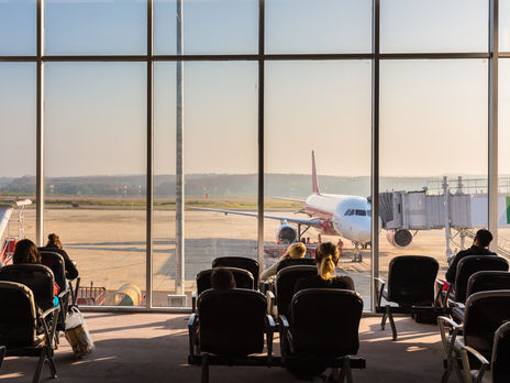 Украина оказалась в числе стран с наибольшим процентом жителей, выступающих против ограничения путешествий из-за COVID-19 – опрос