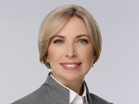 Верещук: Чи є в армії кохання? Звичайно, є. І воно таке, дуже армійське. Він був офіцером і я була офіцером