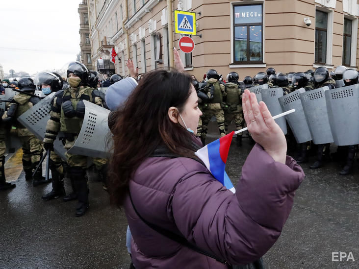 У Москві за час протестів затримали 5 тис. людей