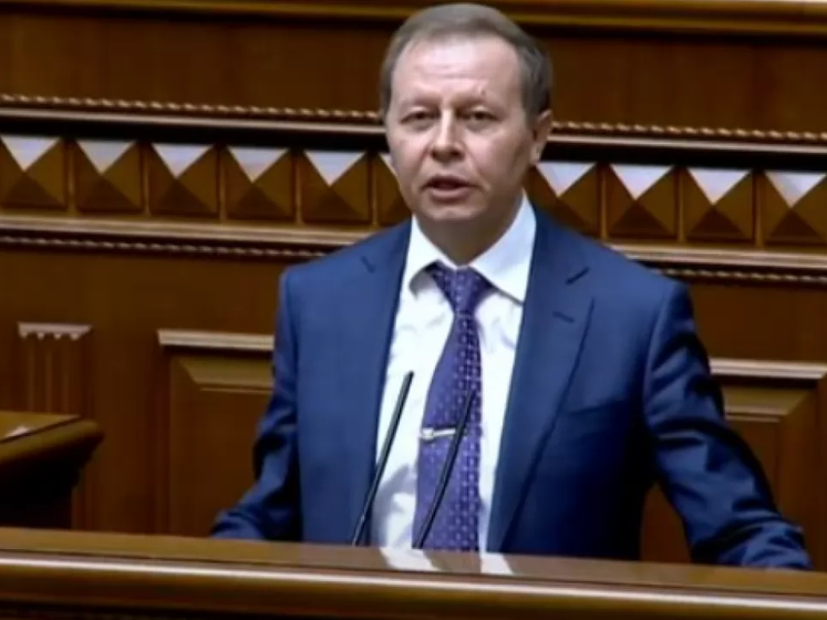 Рада призначила нового суддю Конституційного Суду України. Він заявив, що виступає за "стримування КС"
