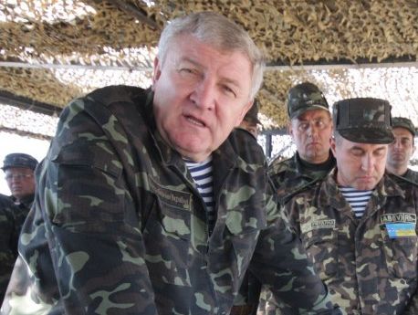 Экс-министр обороны Ежель: Слышал, Семенченко в АТО только с охраной появлялся. Какого хрена?!