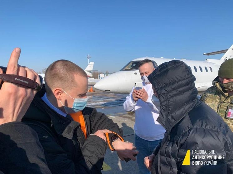 НАБУ задержало частный самолет с топ-фигурантом дела "ПриватБанка". Он пытался бежать за границу