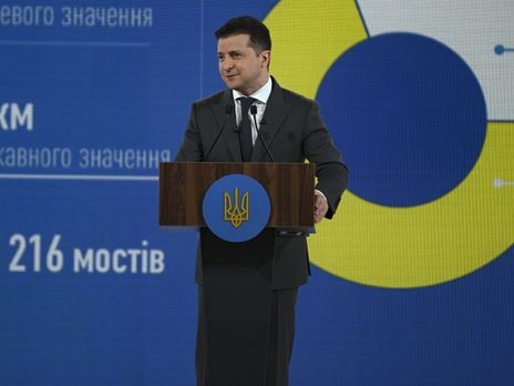 Зеленский заявил, что вакцинацию от COVID-19 в Украине начнут 