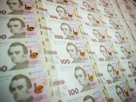 Гривна выросла в цене относительно доллара