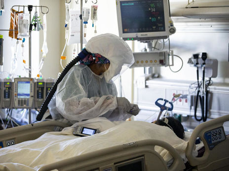 COVID-19 в мире заболело более 112 млн человек