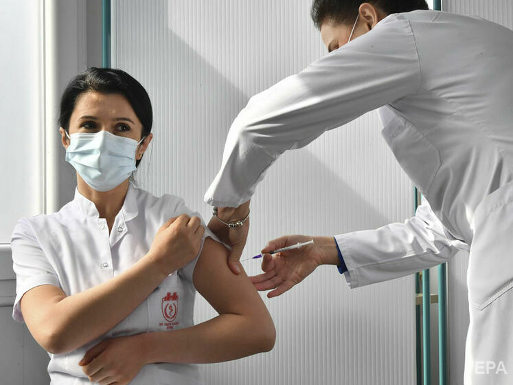 У світі зробили понад 231 млн щеплень проти коронавірусу – дані Bloomberg