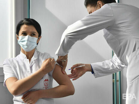 У світі зробили понад 231 млн щеплень проти коронавірусу – дані Bloomberg