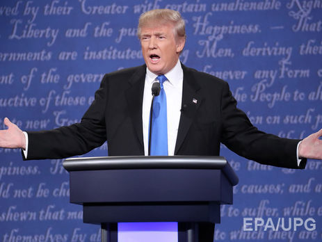 Хакеры опубликовали в Twitter главы предвыборного штаба Клинтон призыв голосовать за Трампа