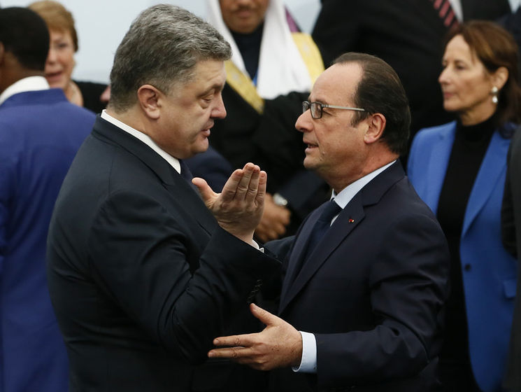Порошенко обсудил с Олландом ухудшение ситуации на Донбассе