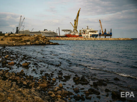 Росія будує 