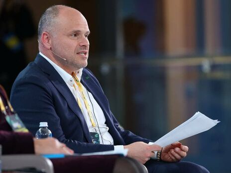 Радуцький заявив, що в жодного українського медика немає важких ускладнень після вакцинації проти COVID-19