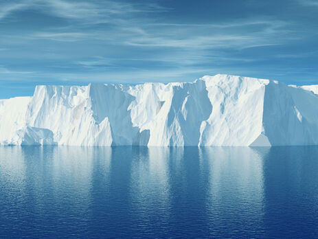 Европейское космическое агентство показало со спутника айсберг, который откололся от Антарктиды