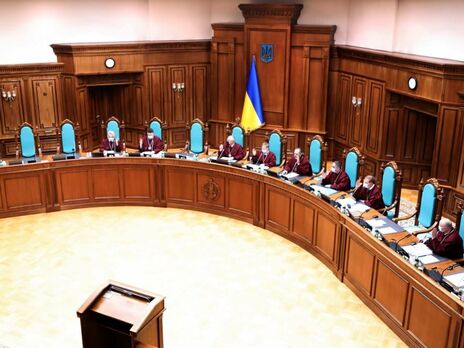 ДБР обіцяє найближчим часом дати результати у кримінальних провадженнях проти суддів КСУ