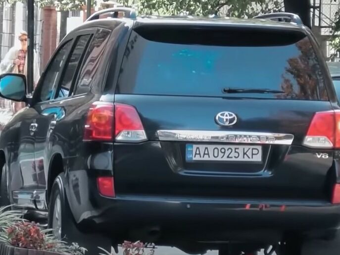 Кива ездит на бронеавтомобиле стоимостью 5 млн грн – Bihus.info / ГОРДОН