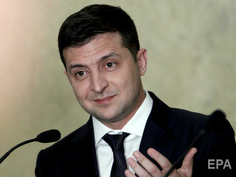 Зеленський підписав закон про поновлення конкурсів на посади в держслужбі, який повертає повноваження в.о. міністрів