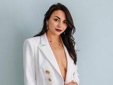 Гвоздева показала, как выглядит ее тело без фотошопа