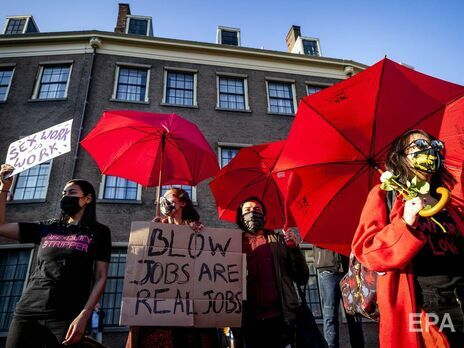У Нідерландах секс-працівники протестують проти карантину і вимагають дозволити їм працювати