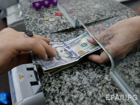 Курс гривны к доллару вырос до 25,79 грн/$