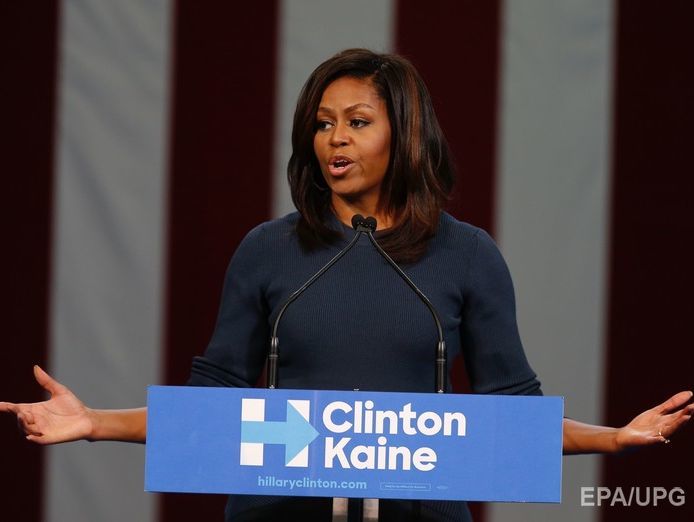 Мишель Обама назвала шокирующими высказывания Трампа о женщинах