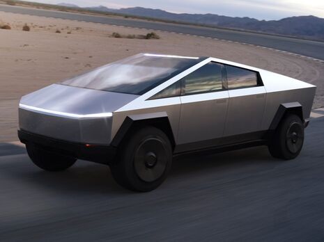 Tesla готовит обновленную версию бронированного Cybertruck