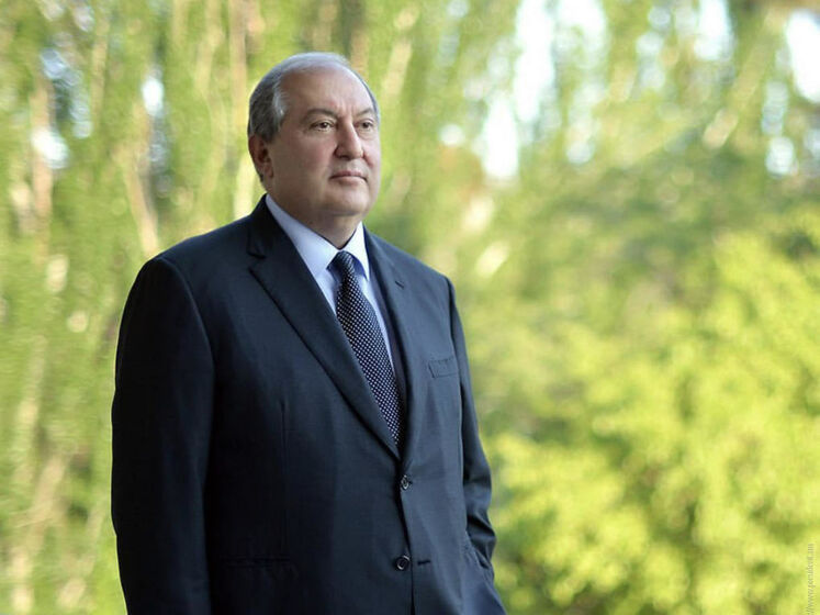 Президент Вірменії звернувся до Конституційного суду після заяви Пашиняна про звільнення глави Генштабу