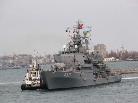 Корабли пришвартовались у одного из причалов Одесского морвокзала