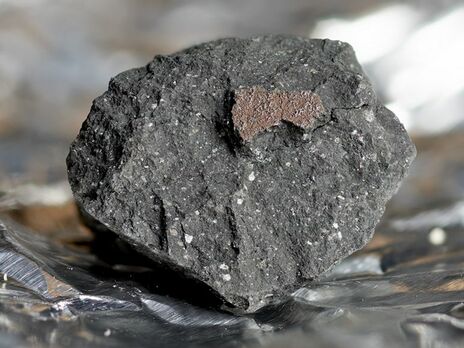 Обломки метеорита отдали в музей