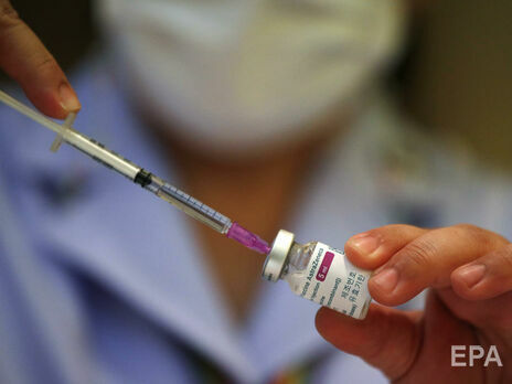 Вакцину от AstraZeneca в ЕС одобрили в конце января