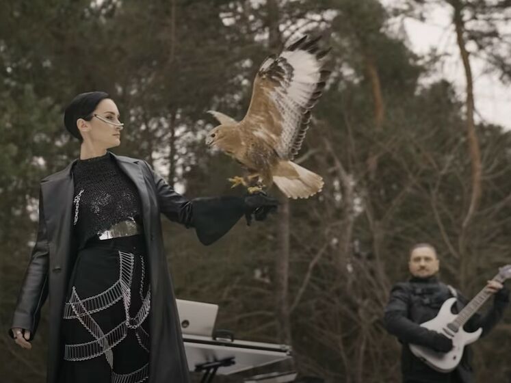 Go-A ответила зоозащитникам по поводу использования редкой птицы в клипе для Евровидения