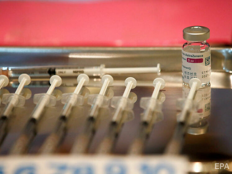 AstraZeneca заявила об отсутствии связи между ее вакциной от коронавируса и образованием тромбов