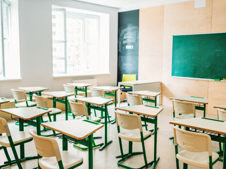 Мэр Львова предложил перевести школы на дистанционное обучение