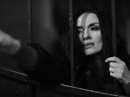 В метро, на улице и 