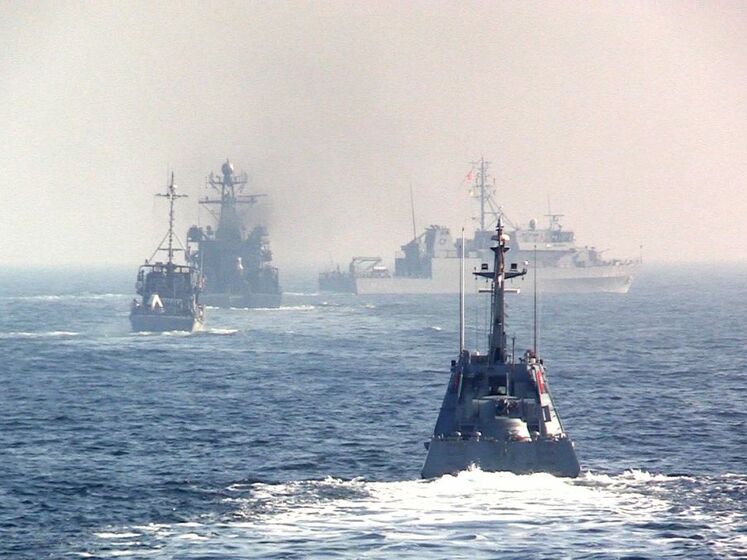 Українські моряки провели навчання в Чорному морі із протимінною групою НАТО