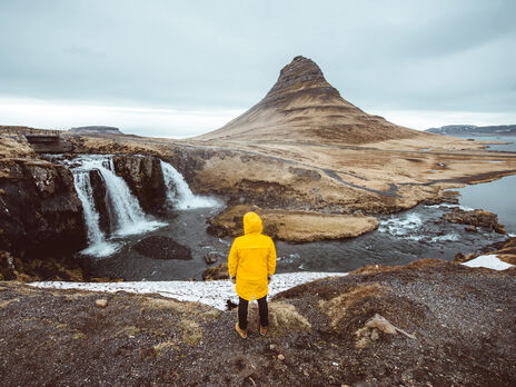 Власти Исландии открыли границы для иностранцев с иммунитетом к COVID-19