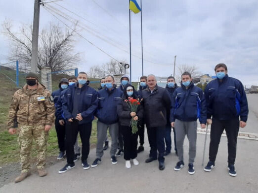 Моряки с затонувшего у берегов Румынии судна вернулись в Украину