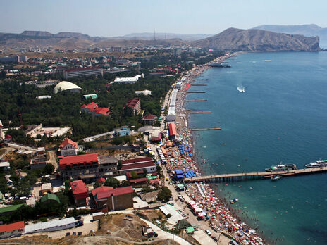 Євросоюз не визнає указу Путіна про заборону українцям володіти землею у Криму