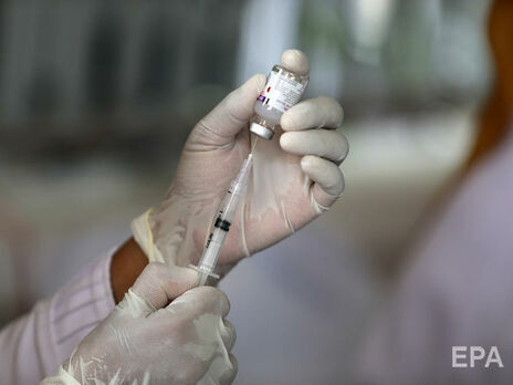 Закон дает право родителям отказаться от проведения обязательных прививок ребенку