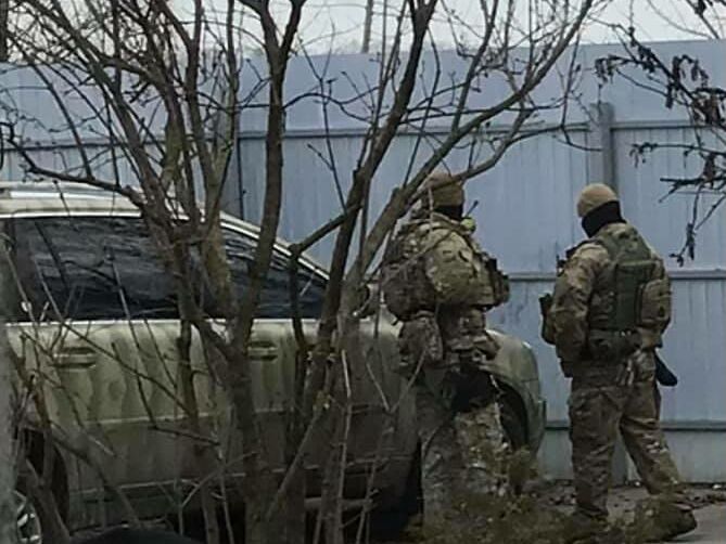 Дом агента НАБУ Шевченко обыскали. СБУ обвиняет его в провокации военного конфликта в Украине