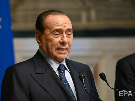 Бывший премьер Италии Берлускони попал в больницу