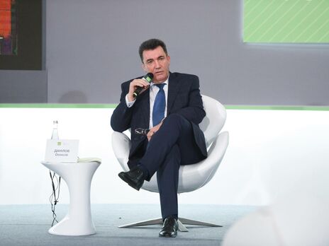 Данилов не исключает введения локдауна по всей Украине