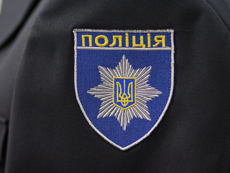 У Києві патрульний поліцейський побив перехожого і розприскав в обличчя газ – прокуратура