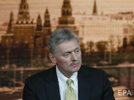 У Кремлі відреагували на заяву Макрона про світову війну через вакцинацію проти COVID-19