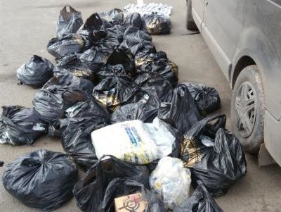 Госпогранслужба: Задержано авто, на котором пытались вывезти ядохимикаты на не подконтрольную Украине территорию