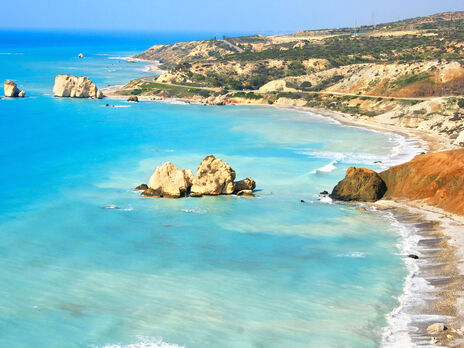 Кіпр із 1 квітня дозволить українцям в'їжджати на свою територію